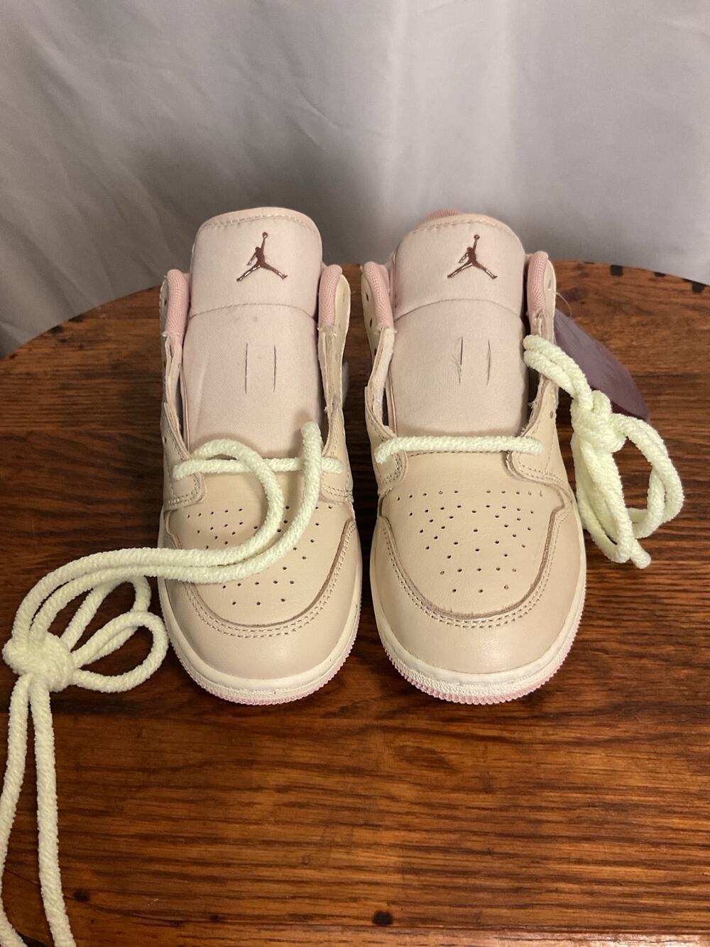 Air Jordan 1 Low SE GS 3.5Y Legend Light Brown Team Red FZ3928 200 New